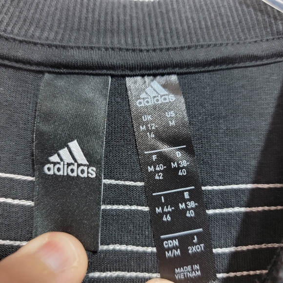 Adidas Women's Black Cotton Blend Cropped Sweatshirt Size Medium Stripes Pockets - Picture 5 of 9